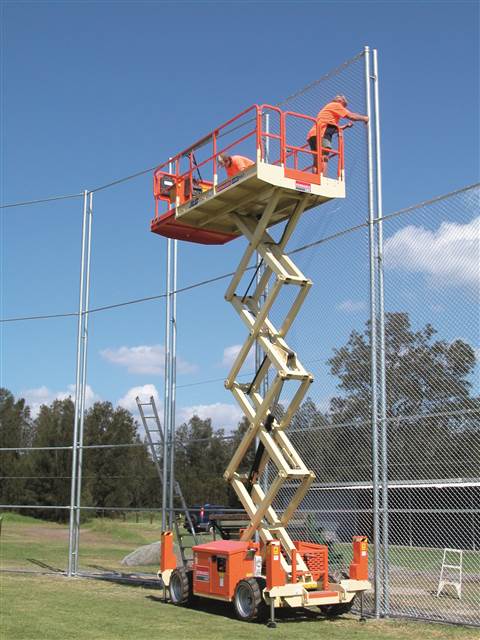 Kennards Hire - Scissor Lift
